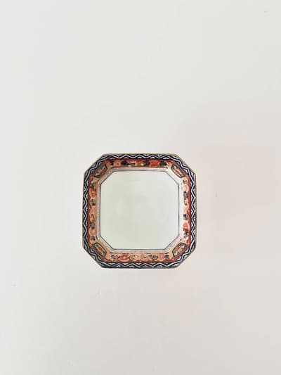【美品・在庫4枚有り】有田焼　極錦 金彩 古伊万里様式　八角盛皿 画像1