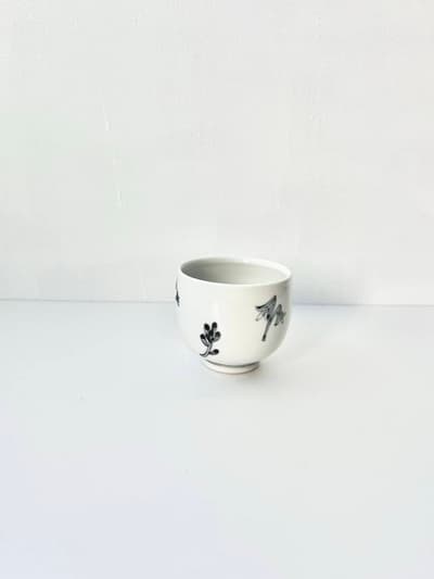 【美品】内村七生　花実紋　湯呑み 画像1