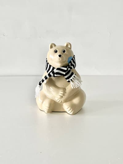 【北欧】白クマ　貯金箱　ボーダーマフラー　Polar Bear Money BOX　2020年限定　 画像1