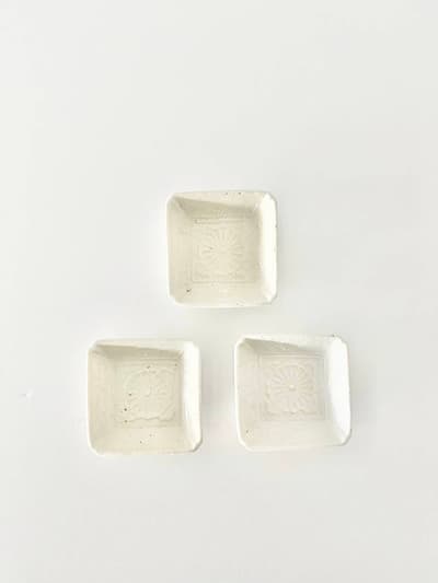 豆皿　古伊万里　花柄　３枚セット 画像1