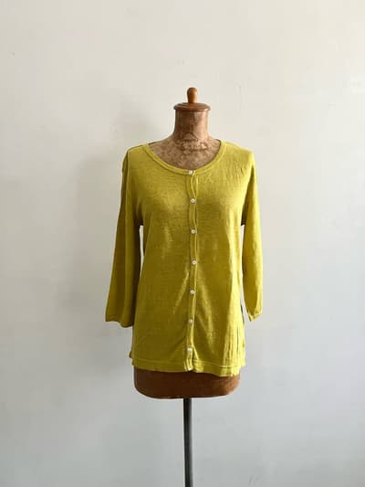 【美品】d.comfort　リネンカーディガン　サイズF イエロー 画像1