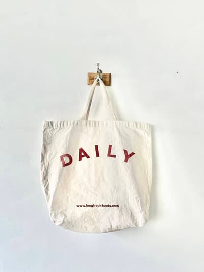 【K様専売】LONG TRACK FOODS　DAILY LOGO ビッグキャンバストートバッグ 画像1