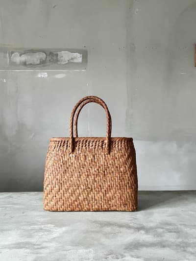 【美品】山葡萄　かごバッグ　　天然素材 画像1