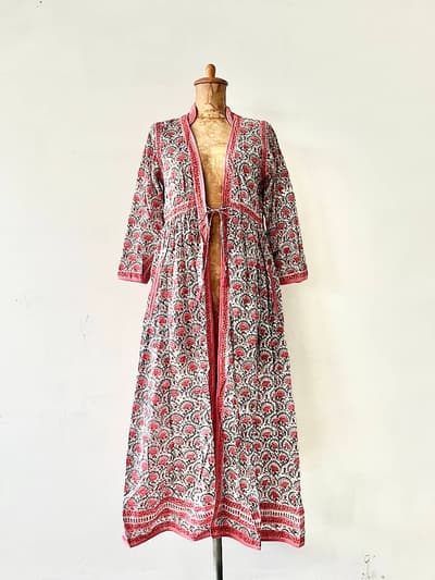 【美品】ANOKHI　ピンク　柄　カシュクール　ワンピース　羽織　サイズS　インド製  画像1