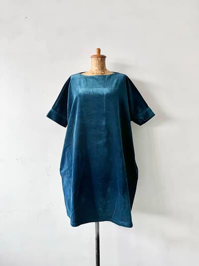 【未使用】Honnete　ベロアワンピース　ブルー　コットン　ベロア 画像1