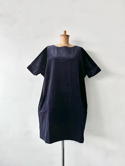 【未使用】Honnete　ベロアワンピース　ネイビー　コットン　ベロア 画像1