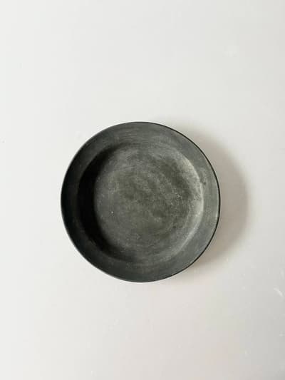 【美品】水谷智美　7寸皿　墨黒 画像1