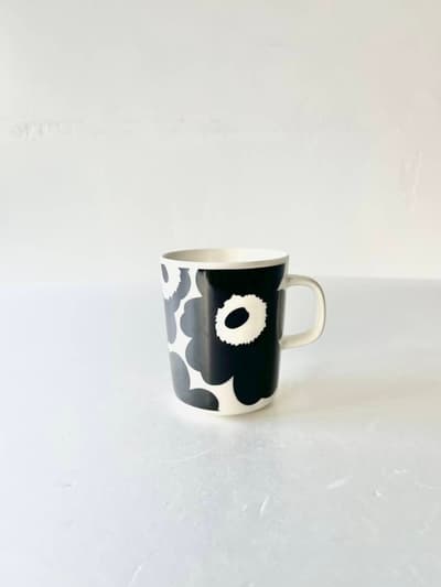 【未使用】marimekko  unikko マグカップ250ml   ブラック 画像1