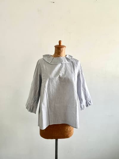 【美品】Hands of creation　ストライプフリルブラウス　サイズF 画像1