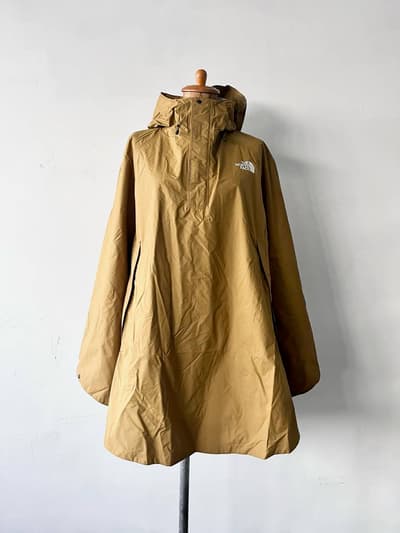 【未使用】THE NORTH FACE　ウォータープルーフアクセスポンチョ 画像1