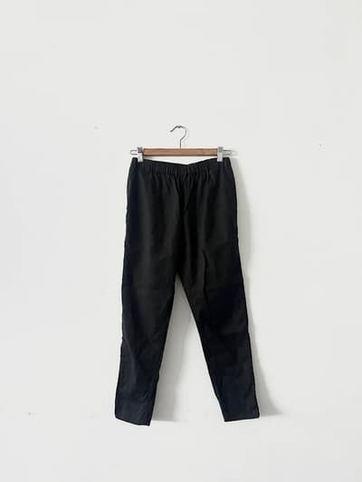 【美品】Veritecoeur　サブリナストレッチパンツ　ブラック　サイズ2 画像1