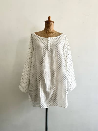 【美品】TOUJOURS　ドット柄リネンプルオーバーブラウス　サイズF 画像1