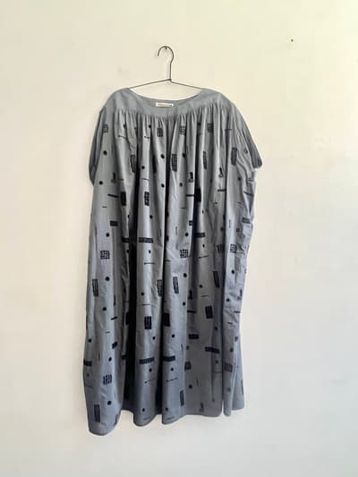 【美品】mina perhonen　piece　ワンピース　サイズ40　グレー 画像1