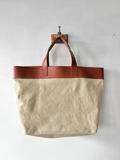 【美品】madu Fabrica　トートバッグ　レザー切り替え 画像1