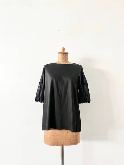 【美品】utilite　シースルー袖切替プルオーバー　ブラック 画像1