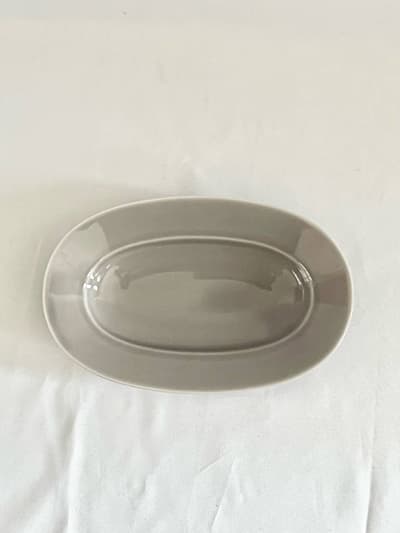 【美品】イイホシユミコ　mist beige　Ovalplate　(S) 画像1