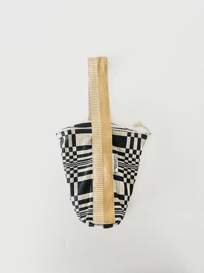 【美品】JOHANNA GULLICHSEN　テトラバッグ　ダークグリーン　フィンランド製 画像1