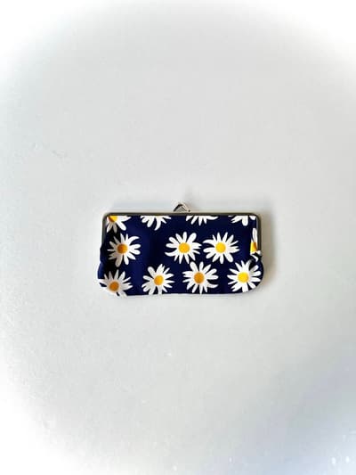 【未使用】marimekko RAKASTAA PURSE　がま口 画像1