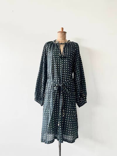 ANOKHI　襟刺繍ドット柄ワンピース　サイズM　インド製 画像1