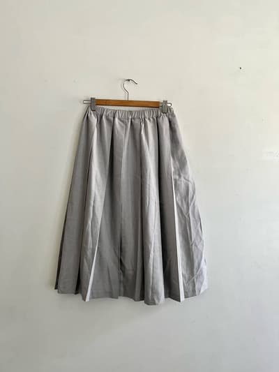 【美品】bulle de savon ロングプリーツスカート　グレー 画像1