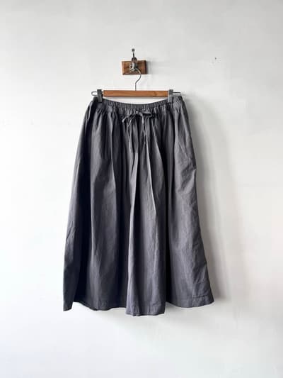 【美品】ARMEN　40'S POPLIN EASY GATHERED SKIRT　ダークスレート 画像1