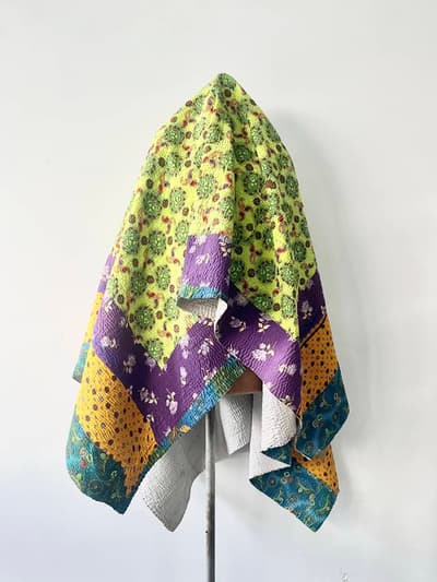 【美品】LE MONDE SAUVAGE　カンタ刺繍ラグ 画像1