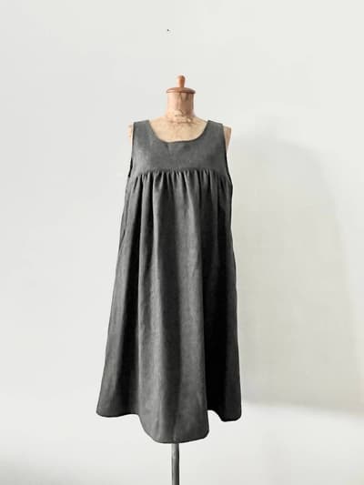 【未使用】Le glazik　ウールナイロンノースリーブワンピース　サイズ36 画像1