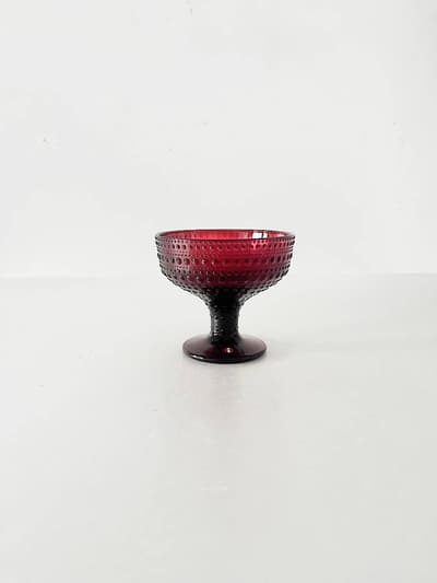 【美品】北欧　iittala 　カステヘルミ　スタンドボウル　クランベリー 画像1