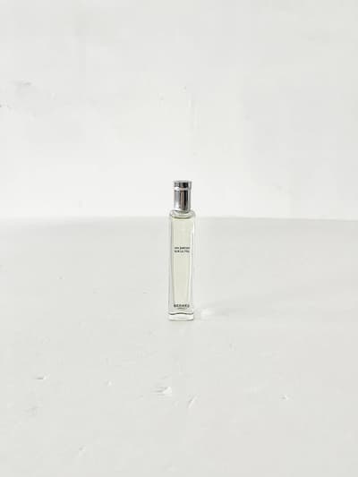 【美品】HERMES　un jardin sur le nil 　オードトワレ    15ml　① 画像1