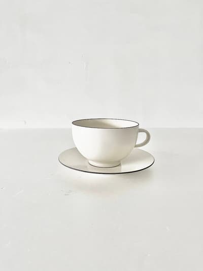 【美品】yumiko iihoshi porcelain  OXYMORONⅡ ティーカップ＆ソーサー グレーライン 画像1