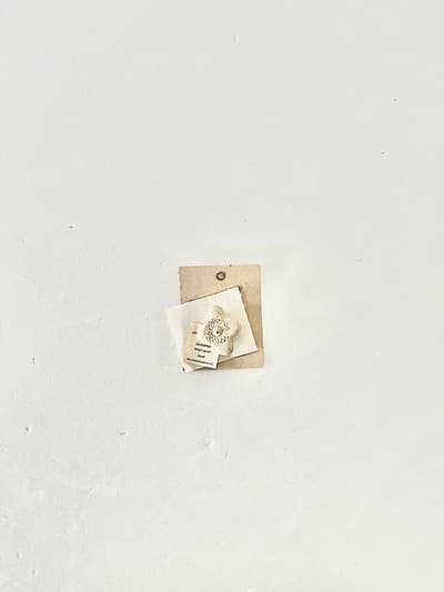 【美品】atelier antenna　お花のブローチ　陶器 画像1