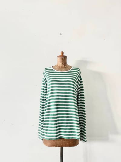【北欧】marimekko　ボーダー長袖Tシャツ　サイズM　白グリーン 画像1
