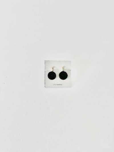 【美品】Littlemiss　コインイヤリング　silk bk 画像1