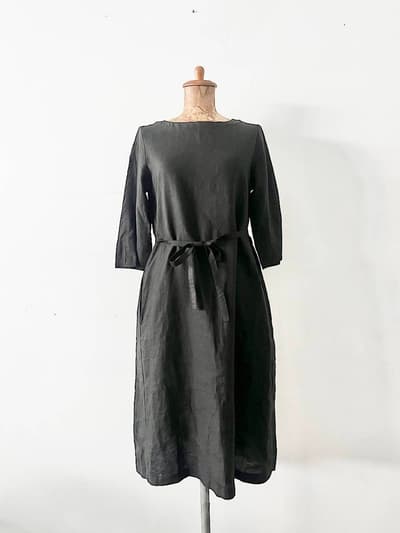 si-si-si　　黒　リネン半袖ワンピース 画像1