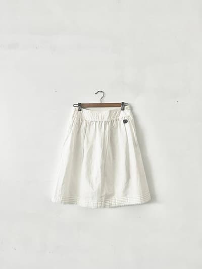 【美品】si-si-si　コットンリネンスカート　白　サイズ38 画像1
