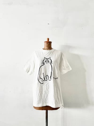 【美品】MAGALI　ネコ　猫　Tシャツ　白 画像1