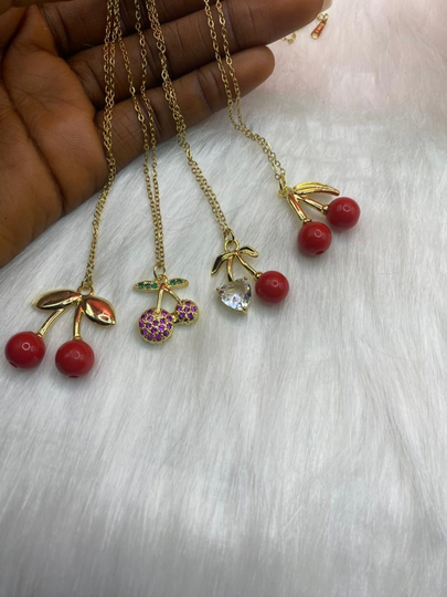 Berry like necklace