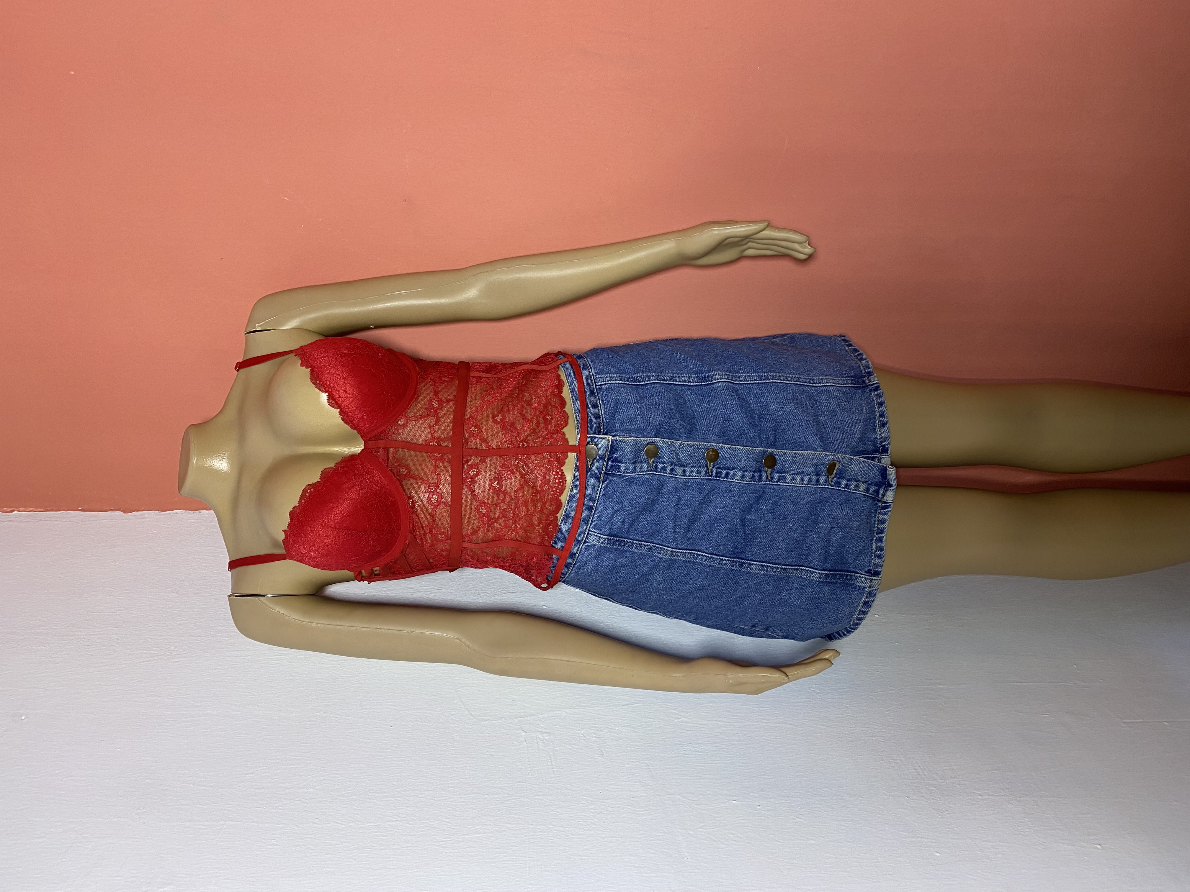 Another view of Bustier