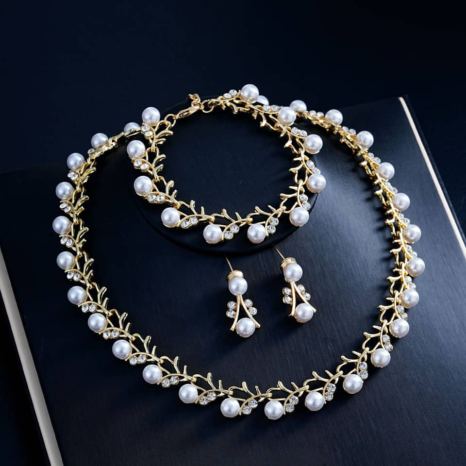 Another view of Ladies Set