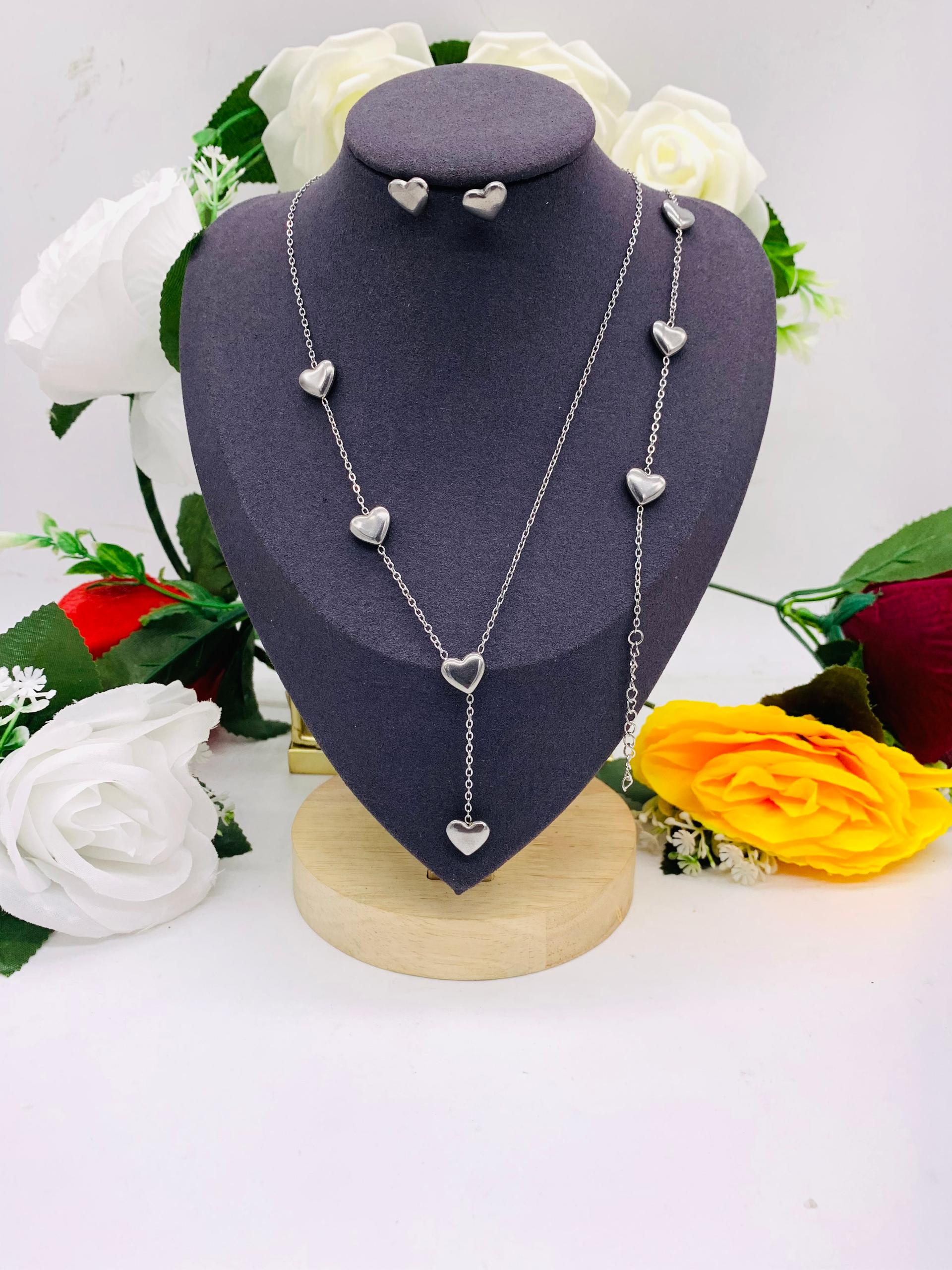 Another view of Ladies set
