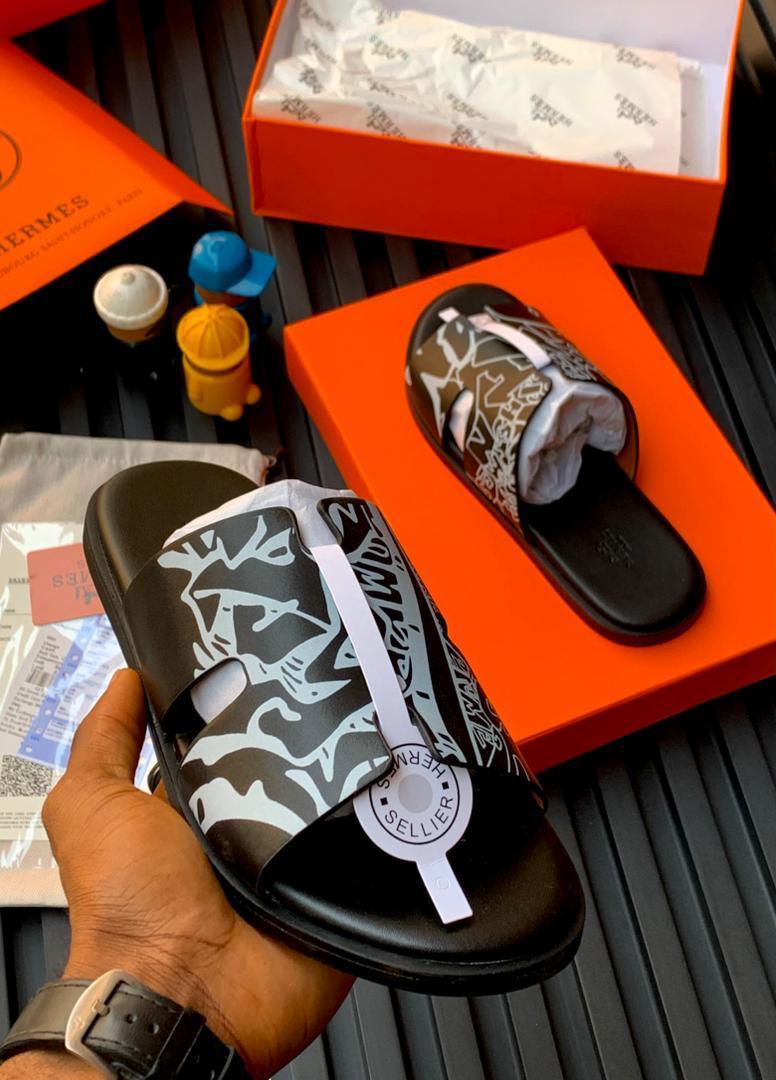 Another view of Unisex Hermes luxury fashion slides