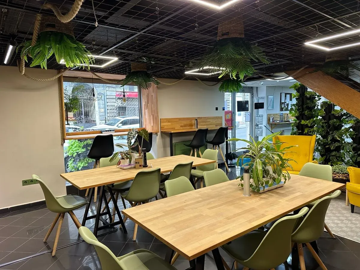 Csendes fókusz zóna coworking Budapest - Eco-Office Közösségi Iroda Budapest, Terézváros (Oktogon 7 perc)