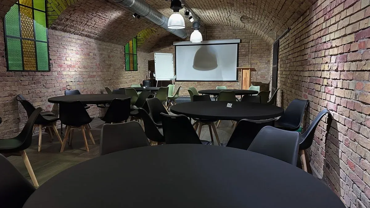 Loft style event space rental Budapest Terézváros - Eco-Office Loft Budapest, Terézváros (7 min from Oktogon)
