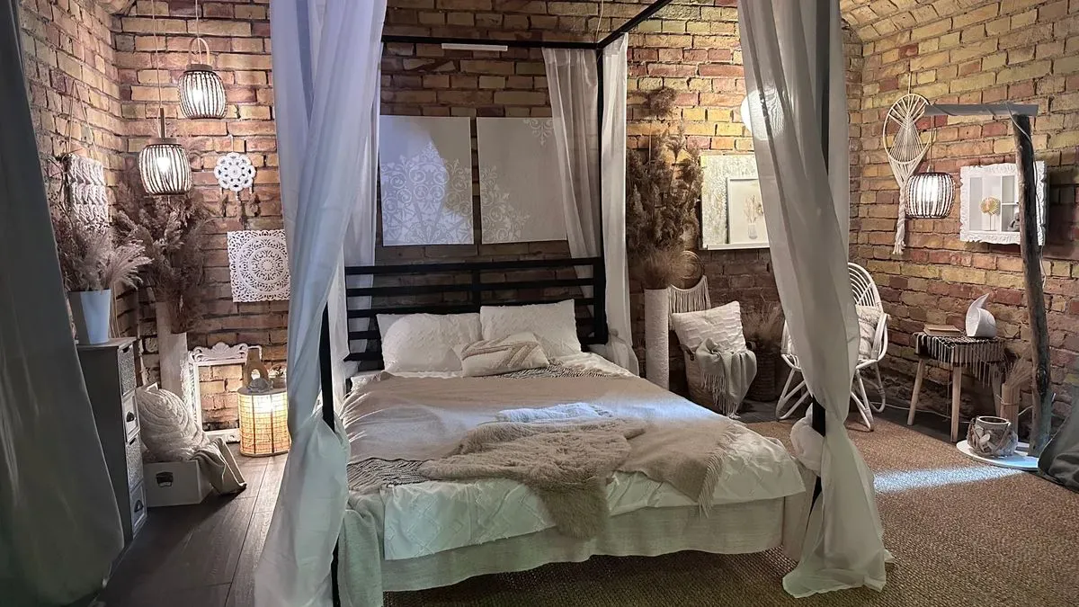 Eco-Office photo studio - industrial loft Budapest