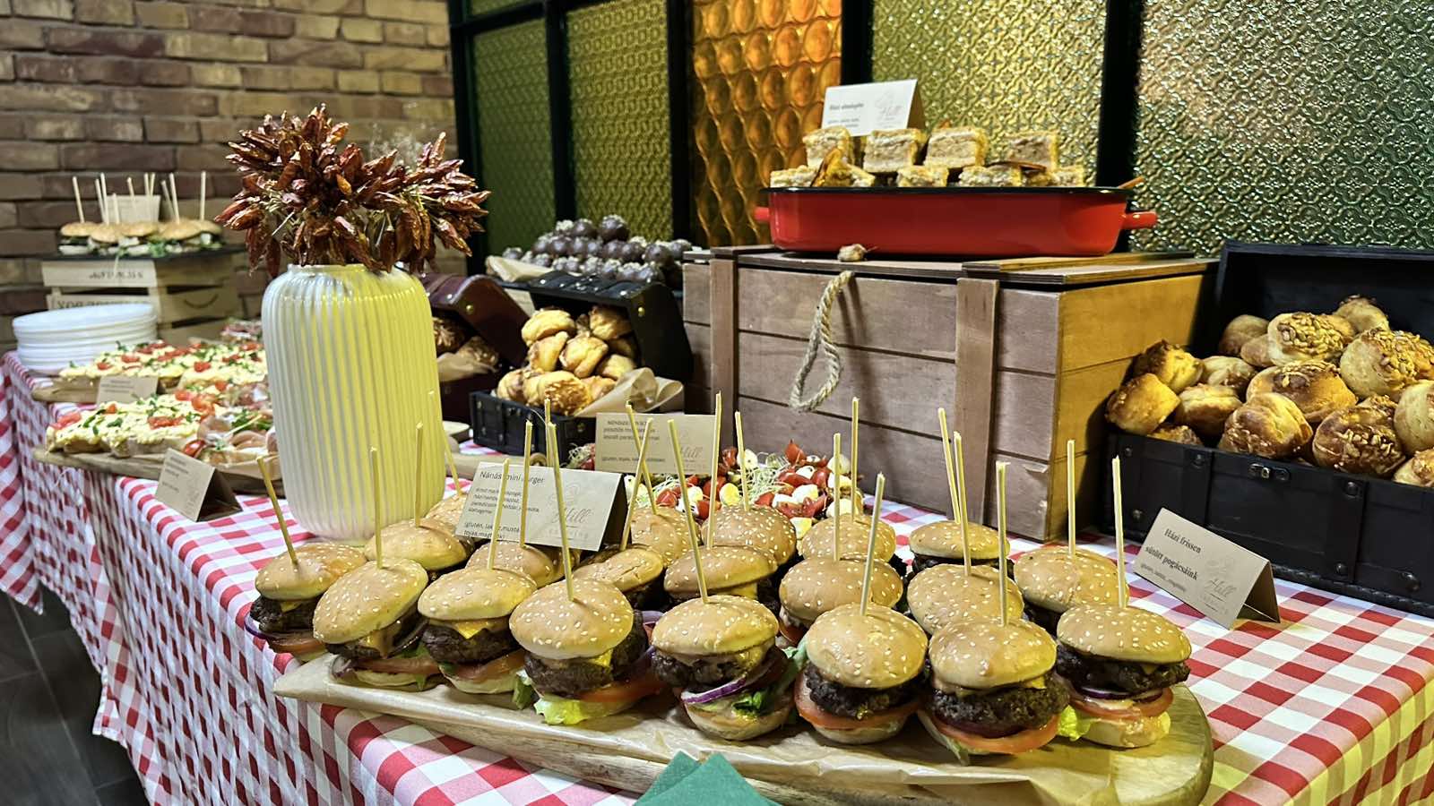 Rendezvényterem színpad Budapest Oktogon közelében - Eco-Office Loft Budapest, Terézváros (Oktogon 7 perc)