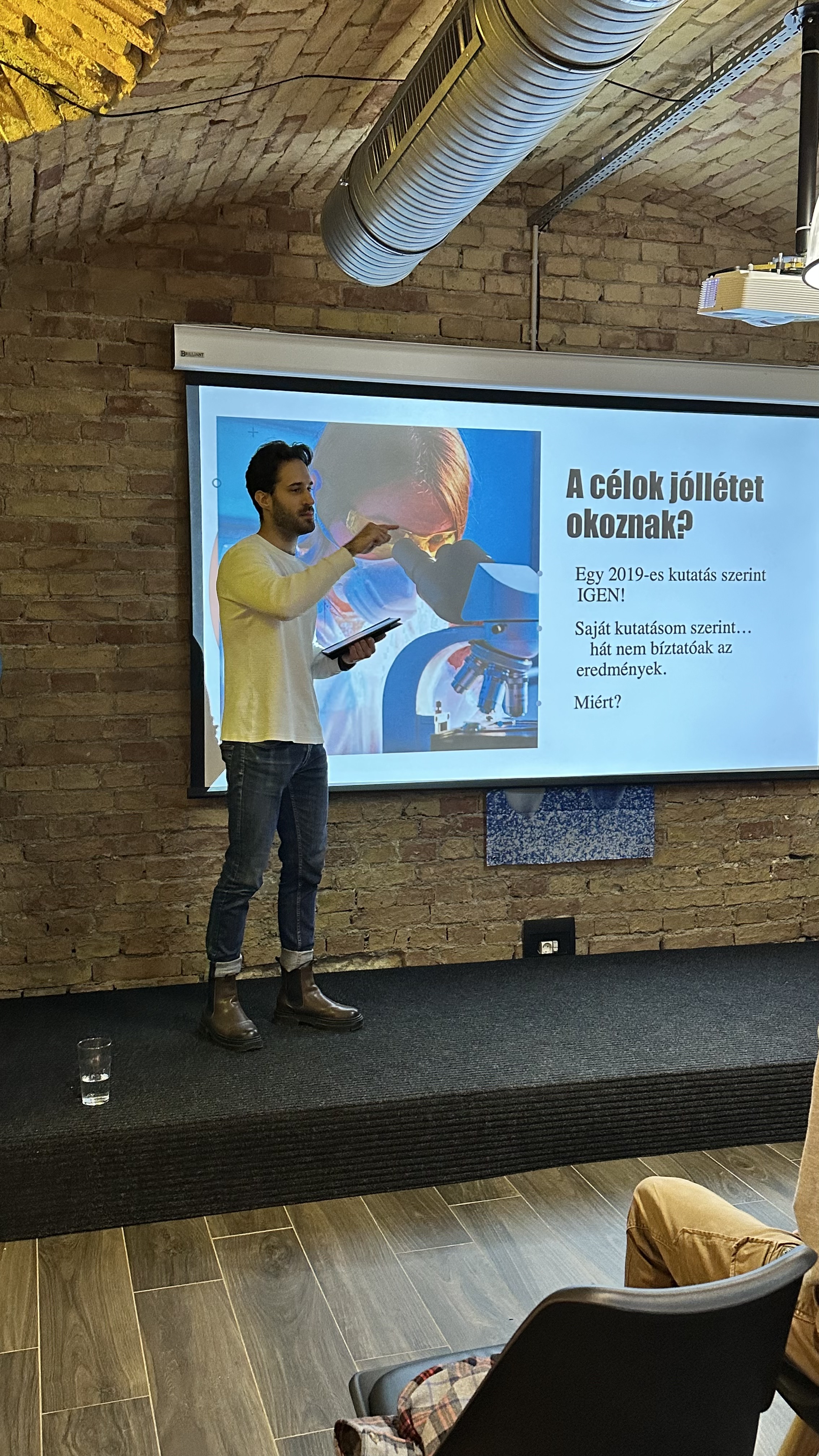 Konferencia rendezvény helyszín Budapest belváros - Eco-Office Loft Budapest, Terézváros (Oktogon 7 perc)