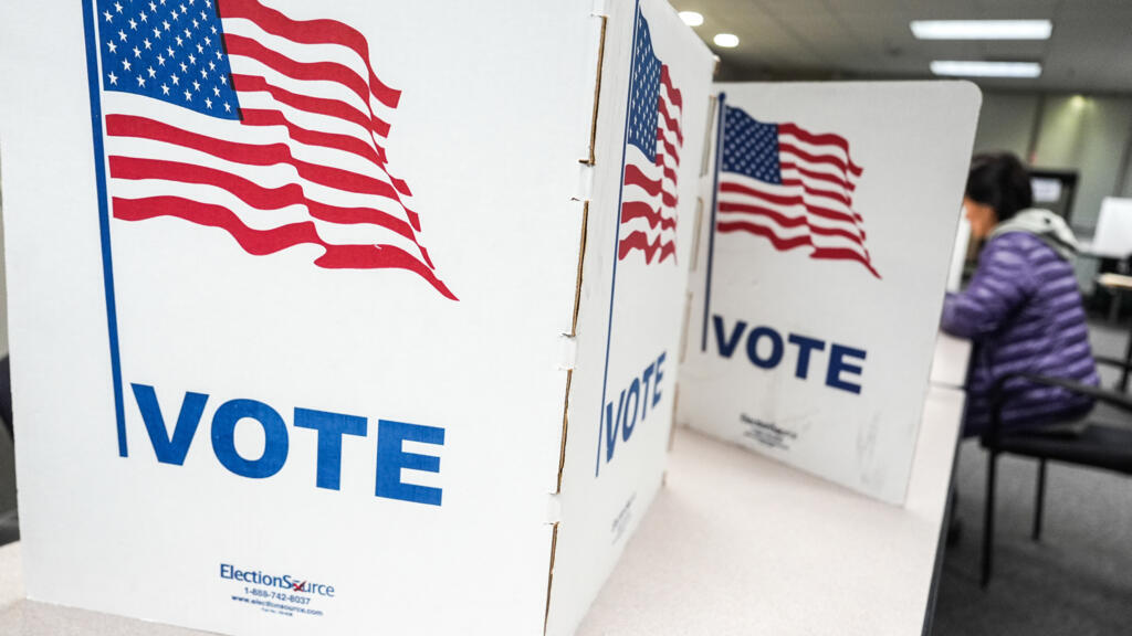 Jistis ameriken anile redesinatè elektoral an favè demokrat yo nan Vijini