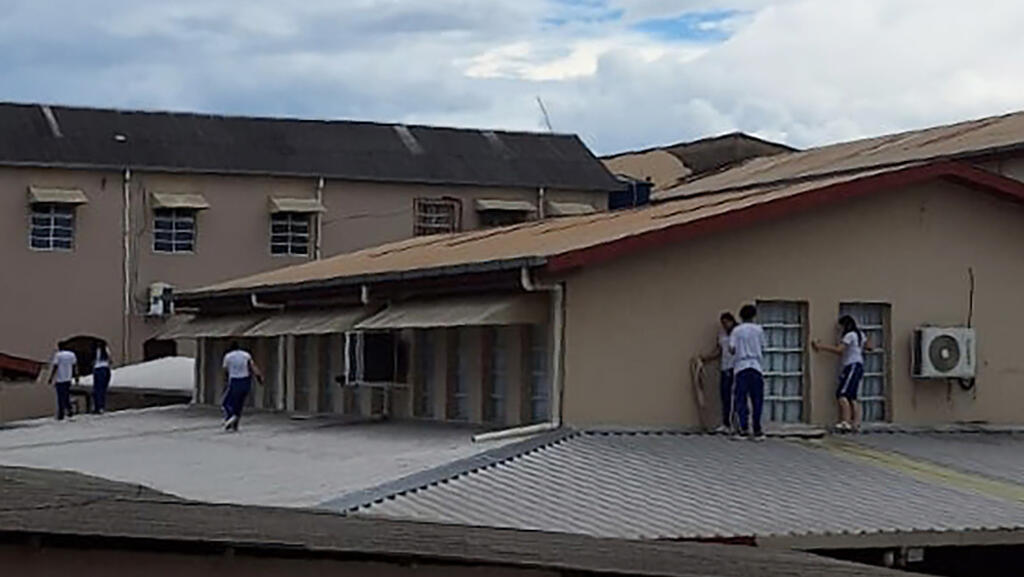 Fusillade mortelle dans une école brésilienne : deux employées tuées