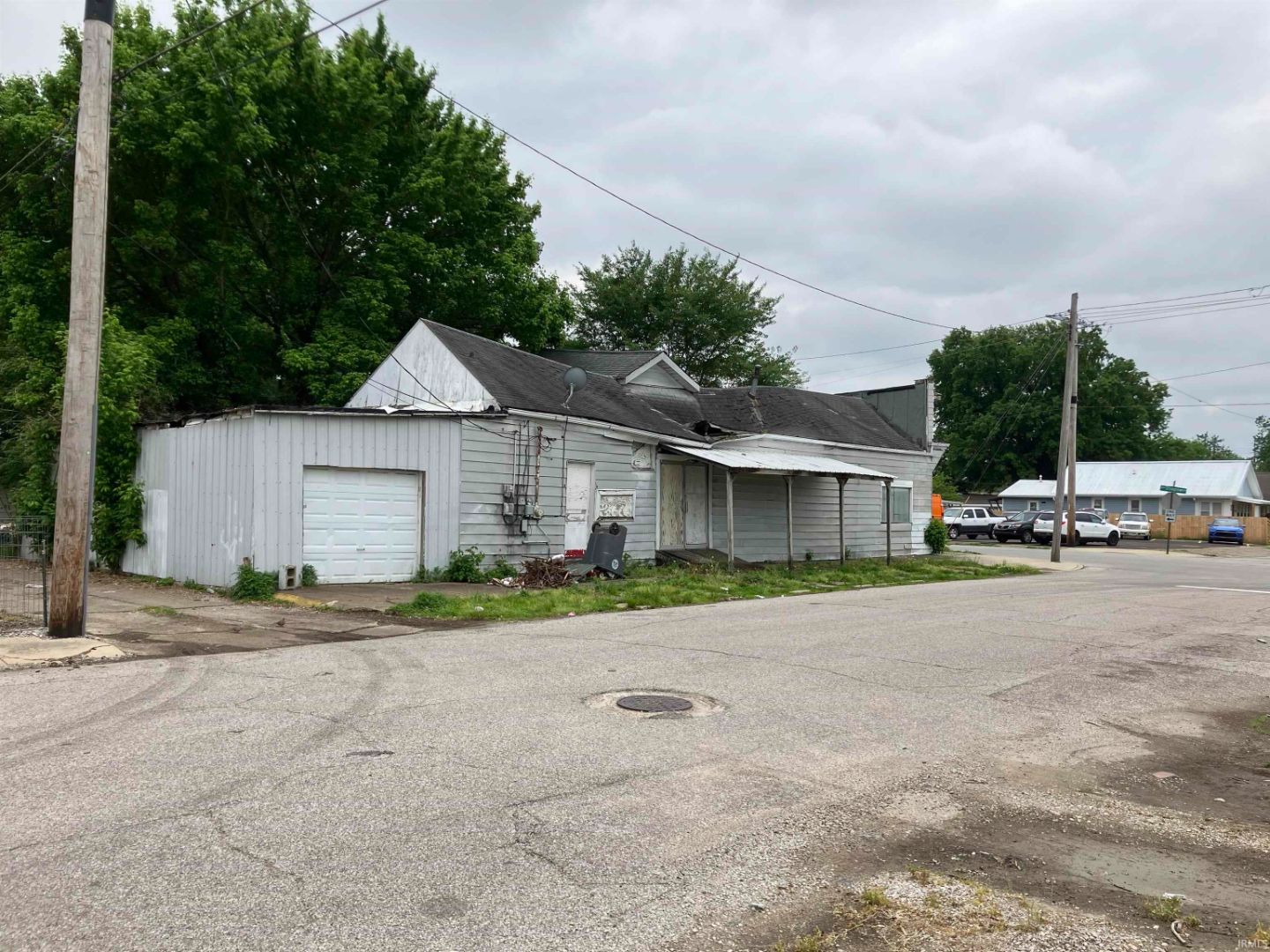 Exterior of 1417 N Elliott St, Evansville, IN 47711, USA, Evansville, IN, 47711