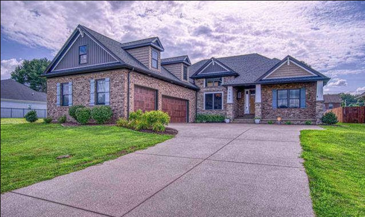 Exterior of 7500 Lauren Dr, Evansville, In, 47725